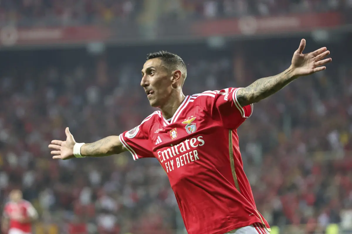 Imagem de contexto do artigo Festa encarnada na Supertaça. Reveja os incidentes do jogo