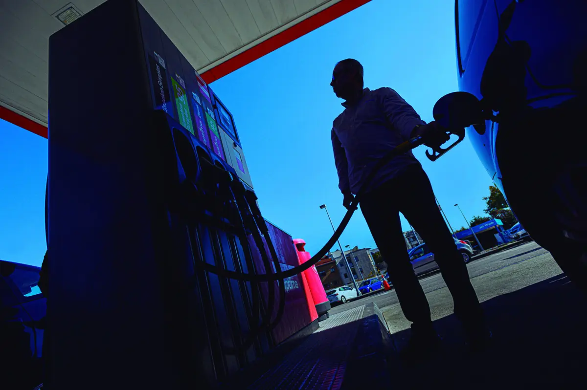 Combustíveis devem sofrer descida acentuada