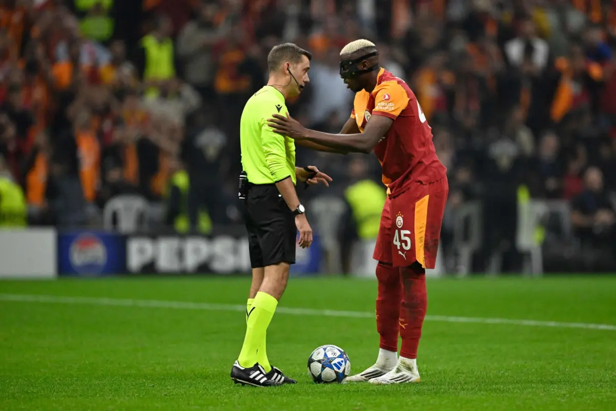 Investigação centra-se em árbitros suspeitas de "abuso de poder" e "influência no resultado de uma partida"