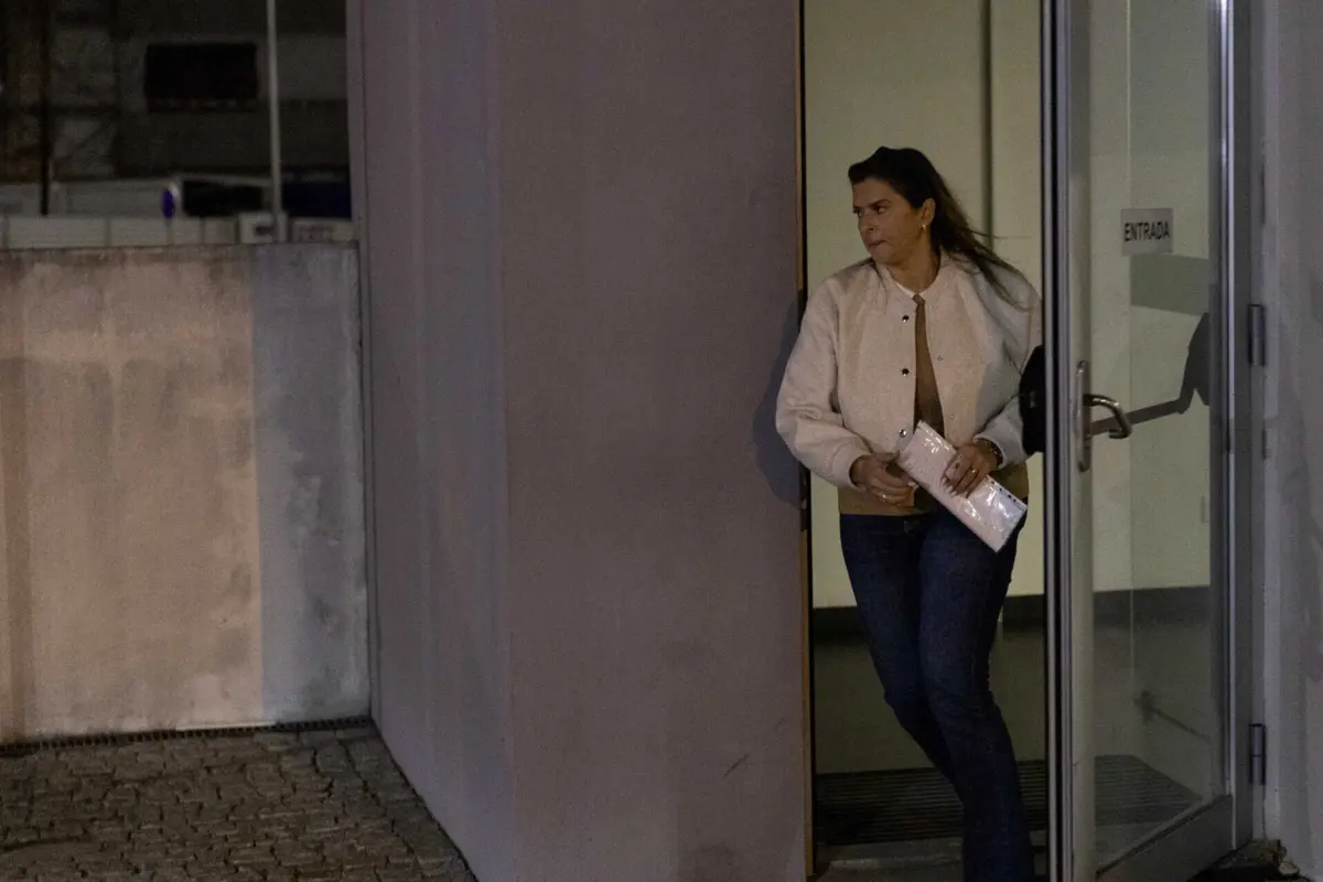 Sandra Madureira tem de ir à esquadra três vezes por semana