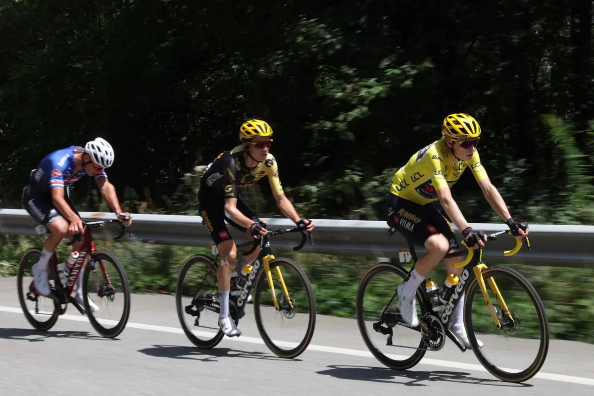 A 111.ª edição do Tour de França começa este sábado em Florença e termina em Nice. Pogacar e Vingegaard são os principais favoritos.