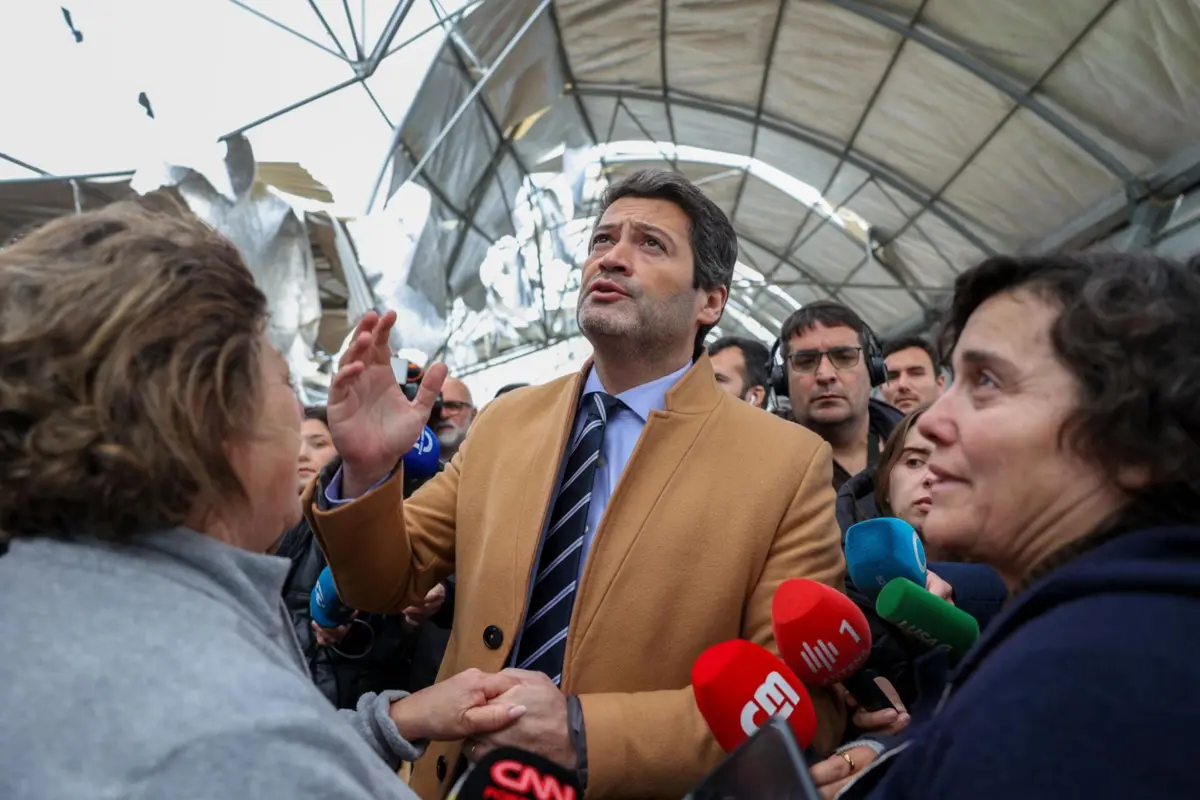 Ventura visitou uma estufa danificada pela tempestade Kristin