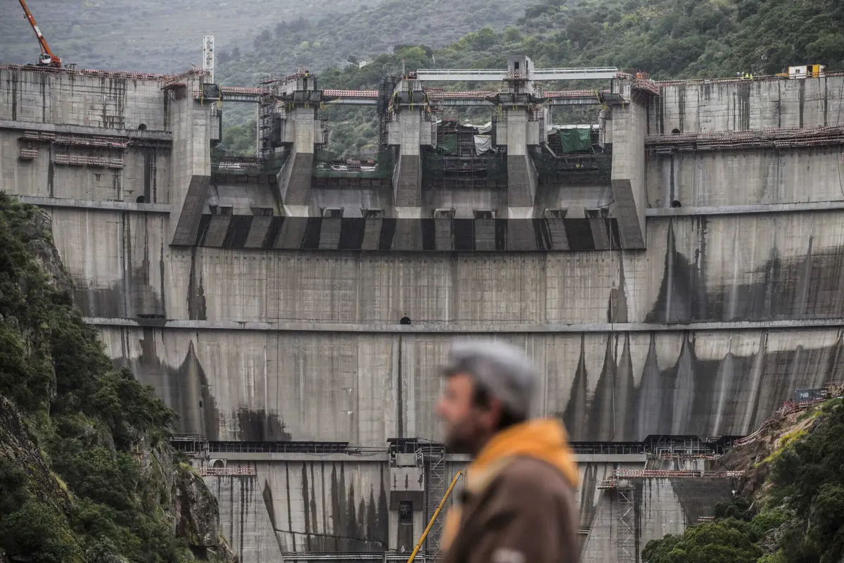 Municípios prometem “firmeza” até obterem a cobrança dos impostos pela venda das barragens, “até porque mais de 200 milhões de euros são receita dos municípios”, defendem