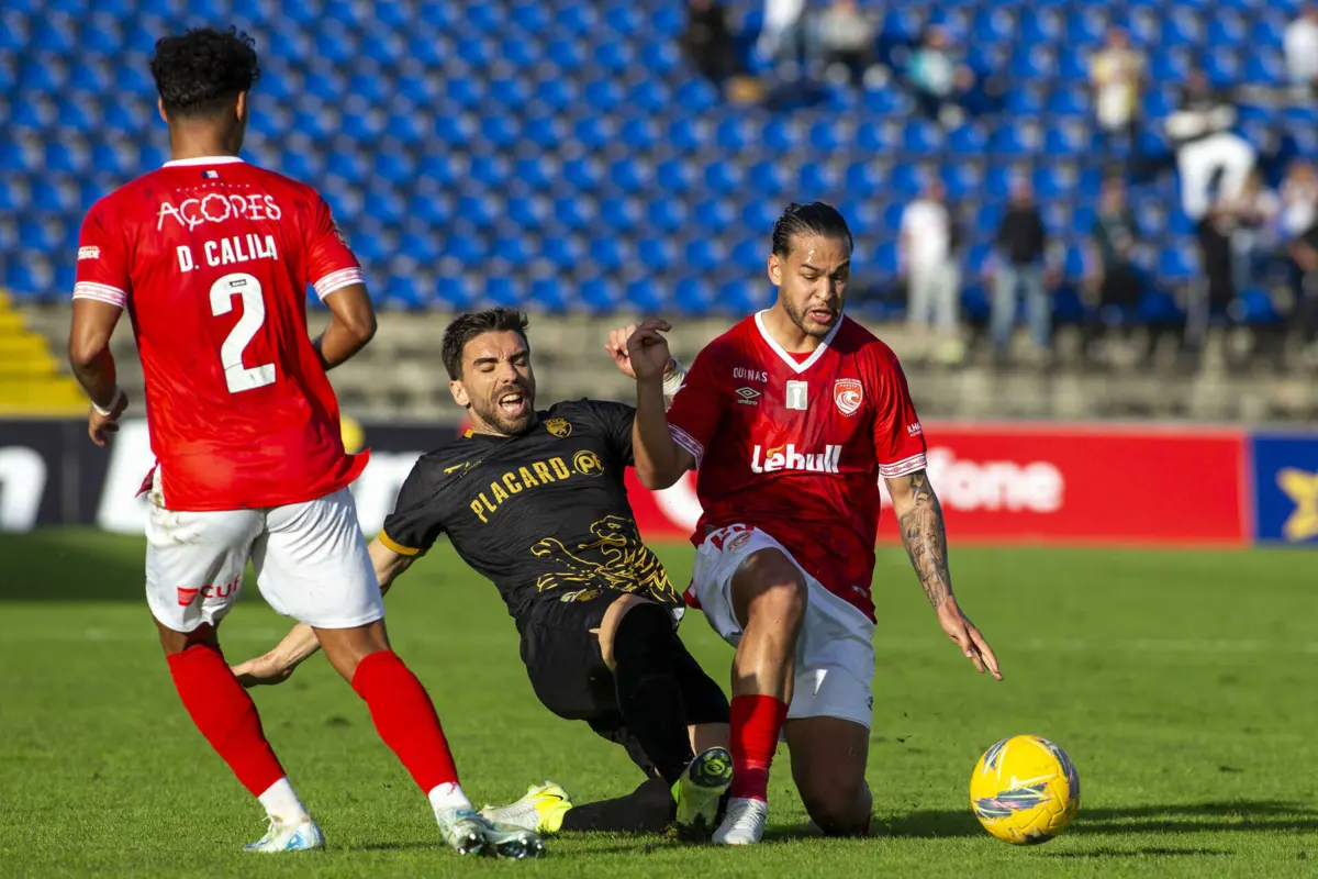 Santa Clara e Farense empataram a zeros
