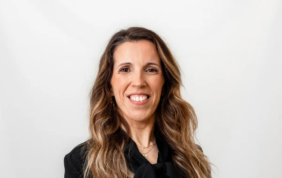 Imagem do autor Cláudia Vieira