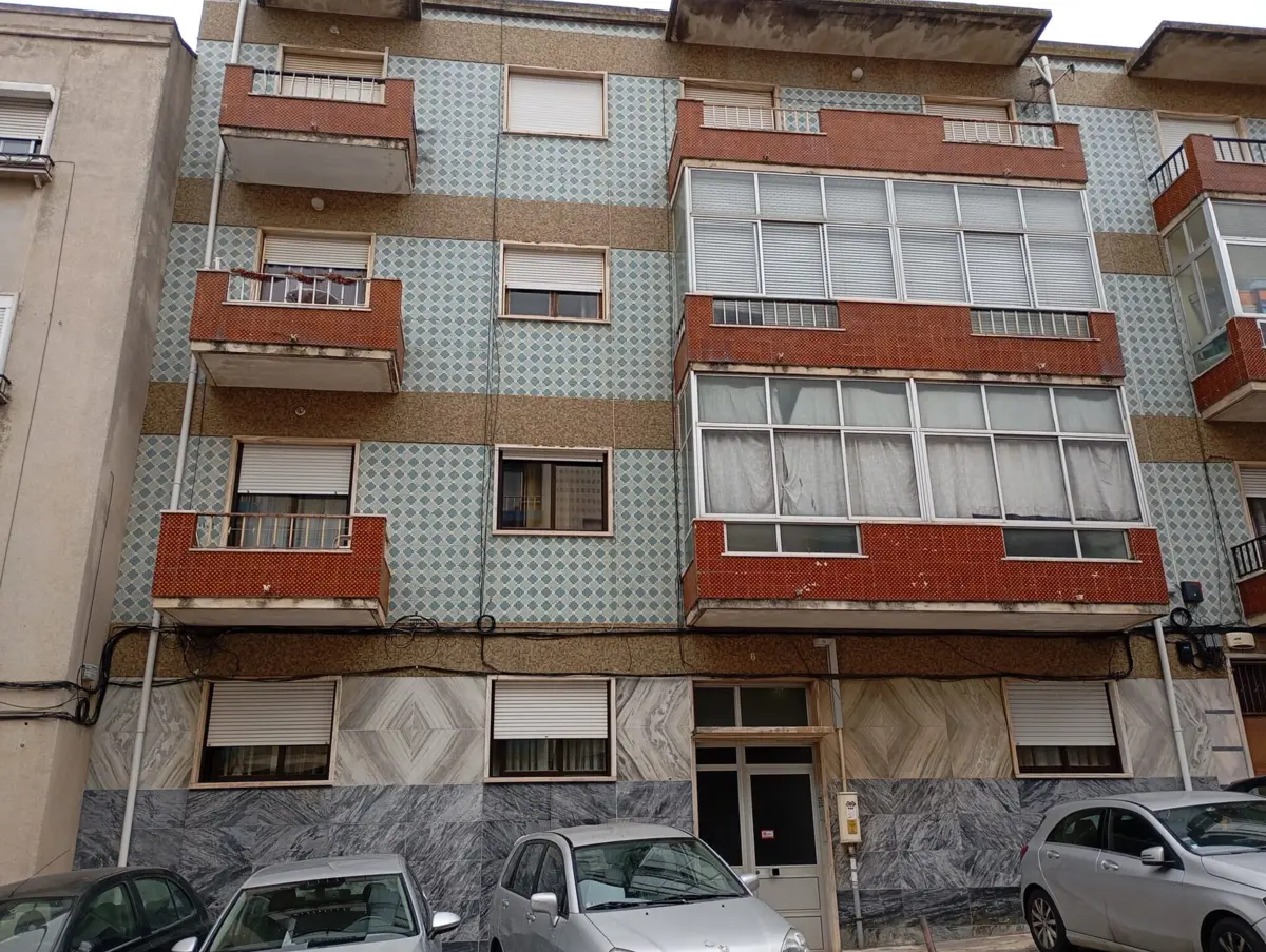 Vítima morava no 3.º andar da Rua das Giestas com o filho, a companheira deste e o neto