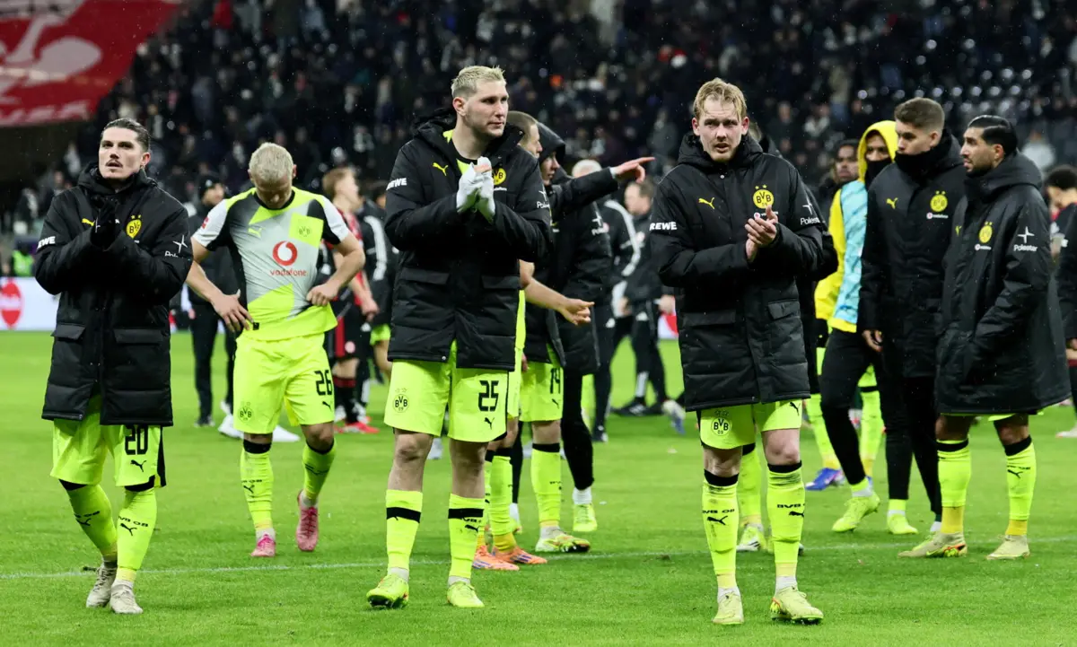 Dortmund empatou nos últimos suspiros