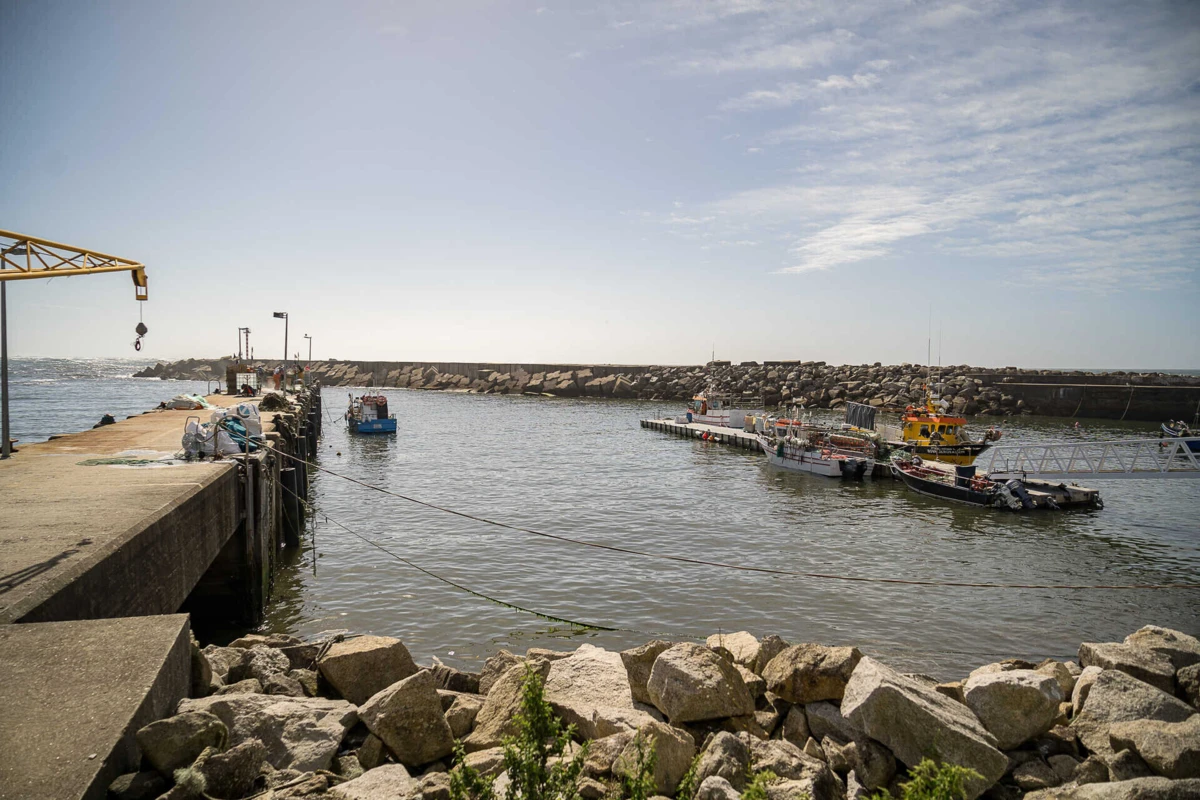 O desassoreamento do porto esteve previsto para 2024