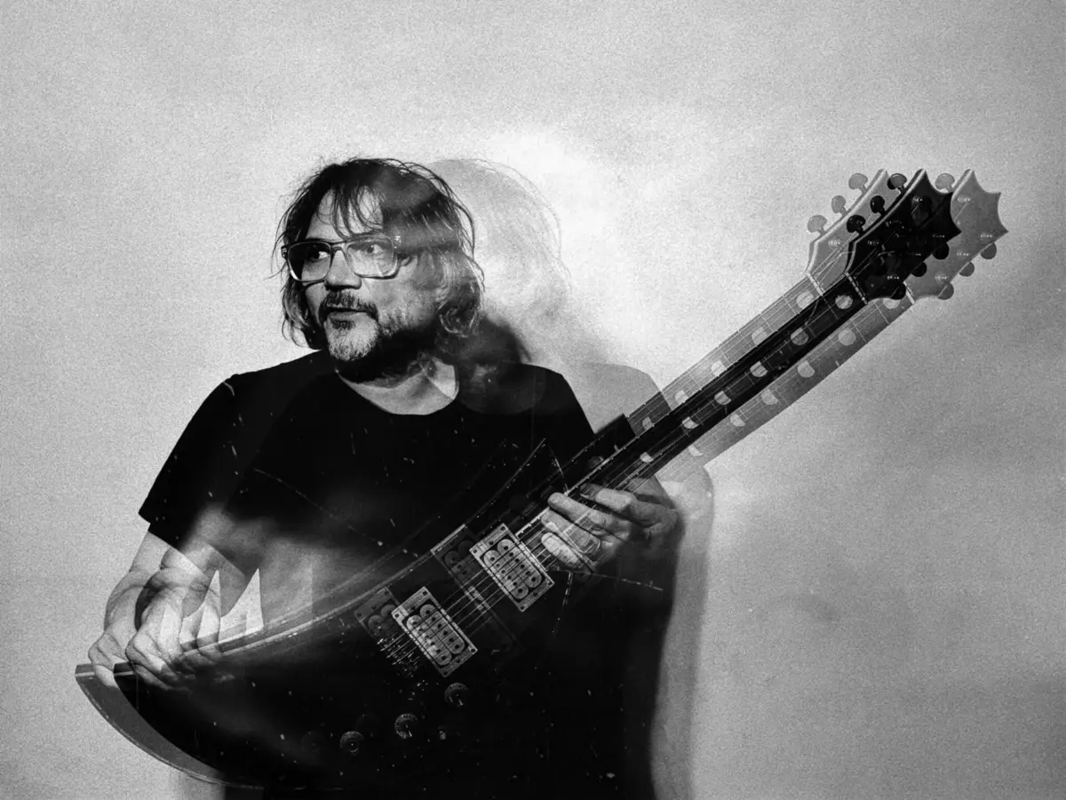 Jeff Tweedy: cantor e compositor oferece aos fãs uma oportunidade rara de verem o seu trabalho de forma mais íntima.