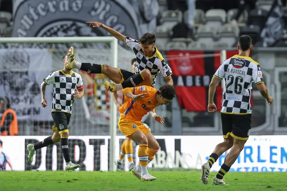 Boavista falhou a inscrição na Liga 2 e também deverá falhar o licenciamento na Liga 3