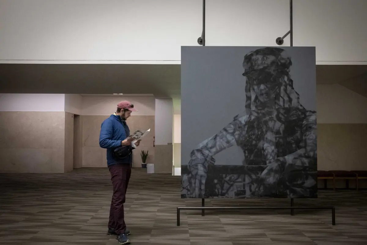 Avery Singer redecorou o lobby do Museu de Serralves