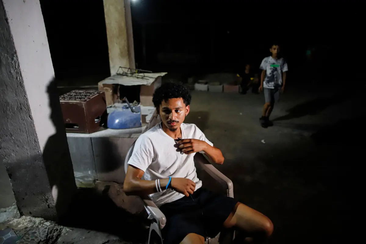 Imagem de contexto do artigo Adolescente hondurenho deportado dos EUA sente-se estrangeiro no país que o viu nascer