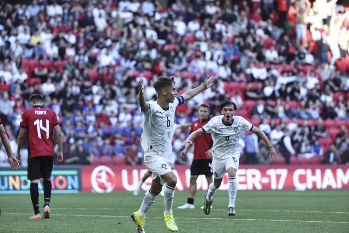 Capitão Rafael Quintas marcou o primeiro golo de Portugal no Europeu de sub-17