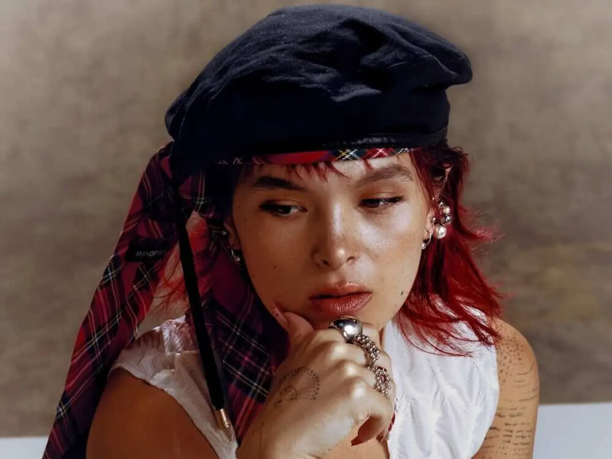 Canções da artista mostram que a dor não é fraqueza