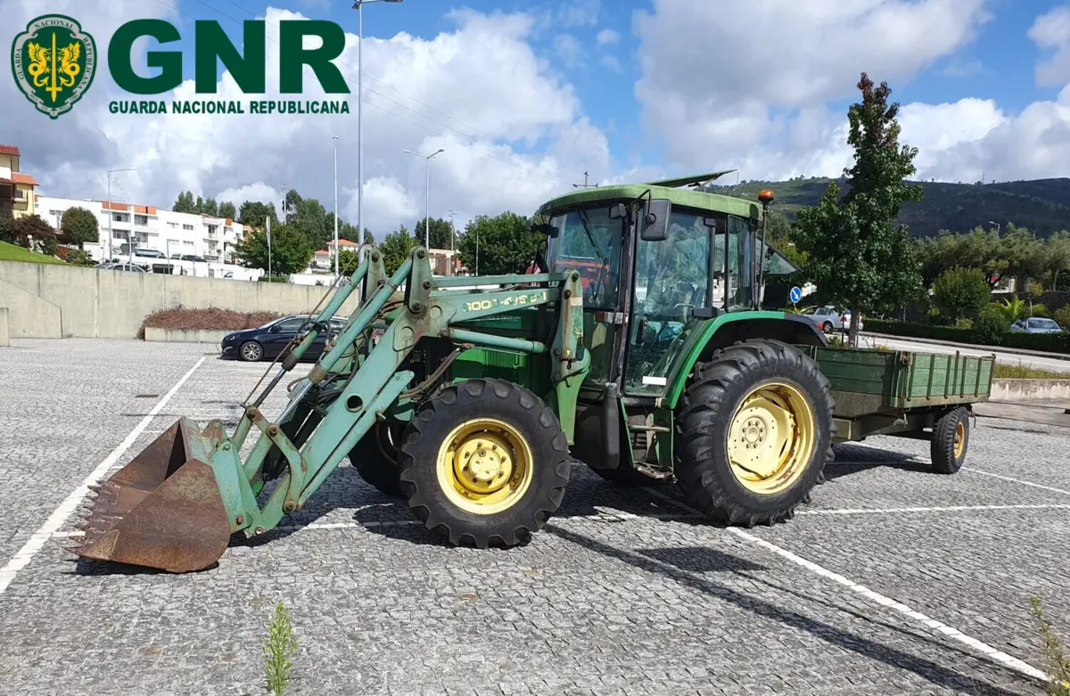 Os veículos foram apreendidos e restituídos ao proprietário
