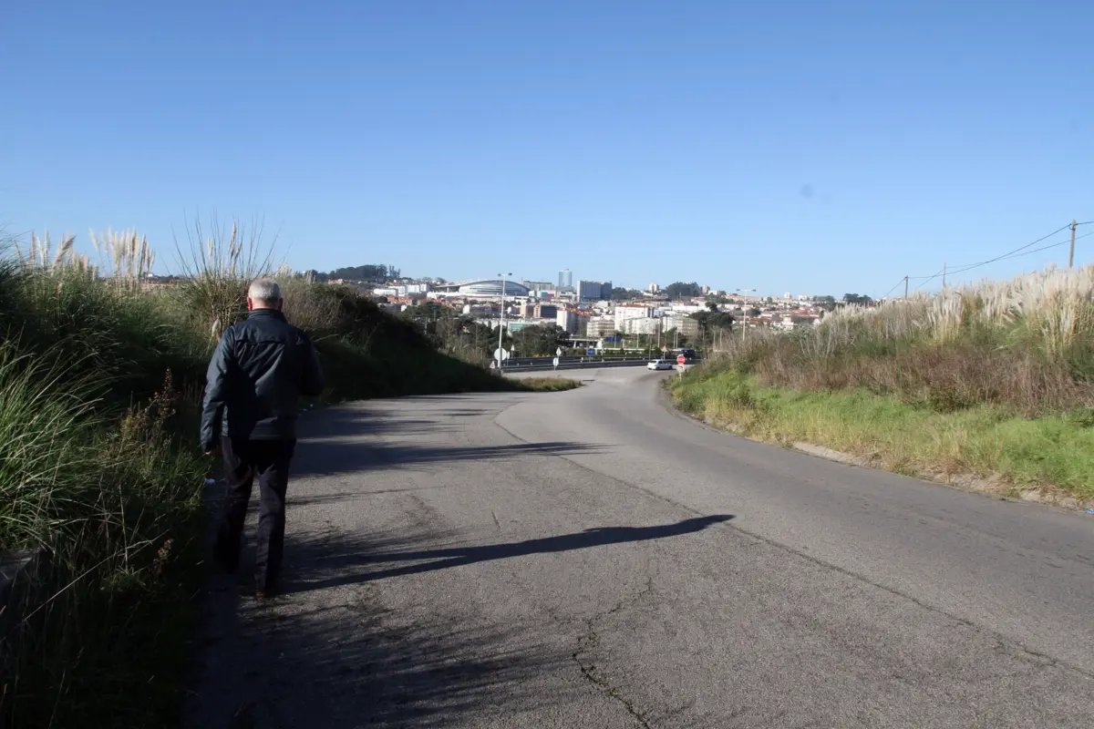 O município do Porto recebe de Gondomar uma área de 91.005,14 m2 em Pego Negro