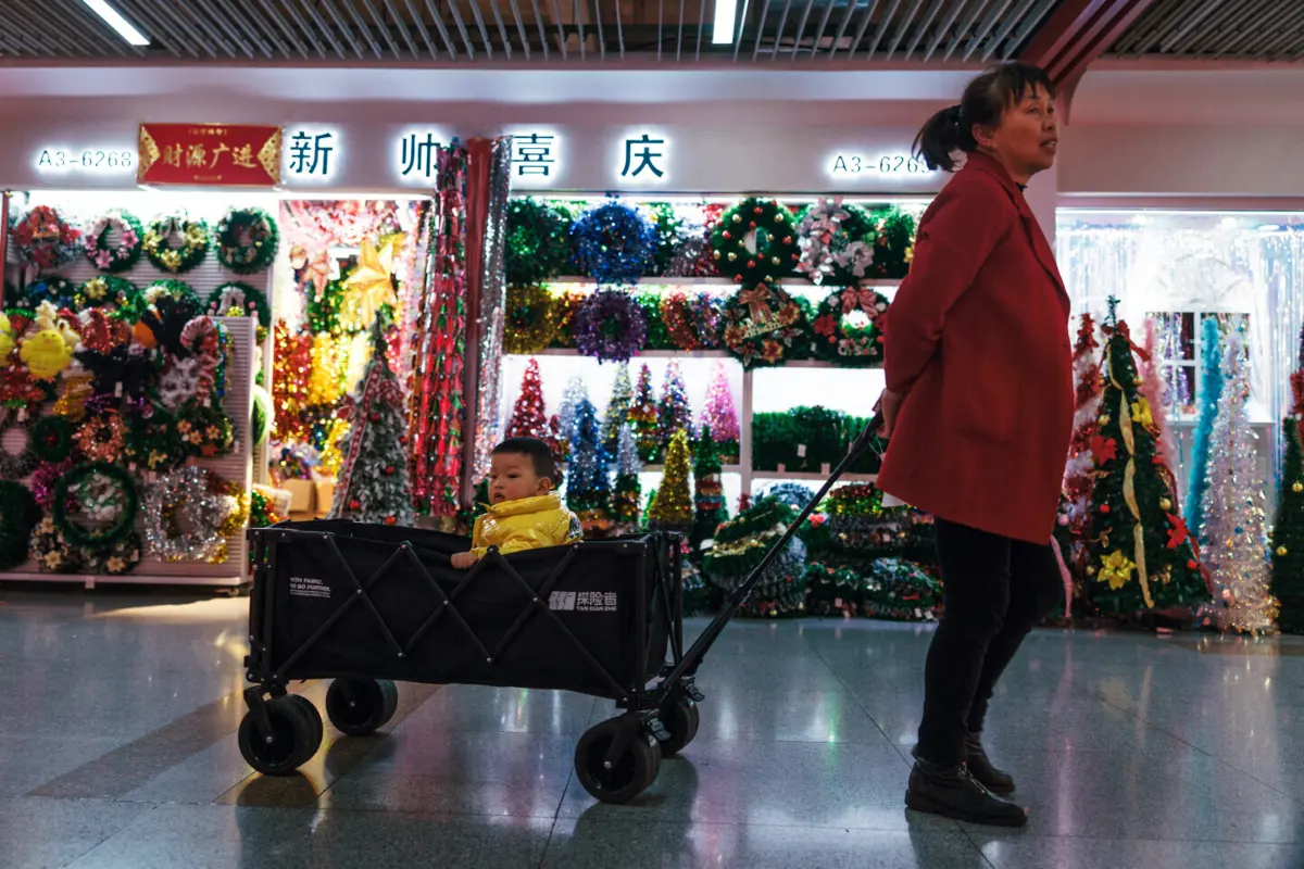 População da China está a diminuir e a envelhecer rapidamente