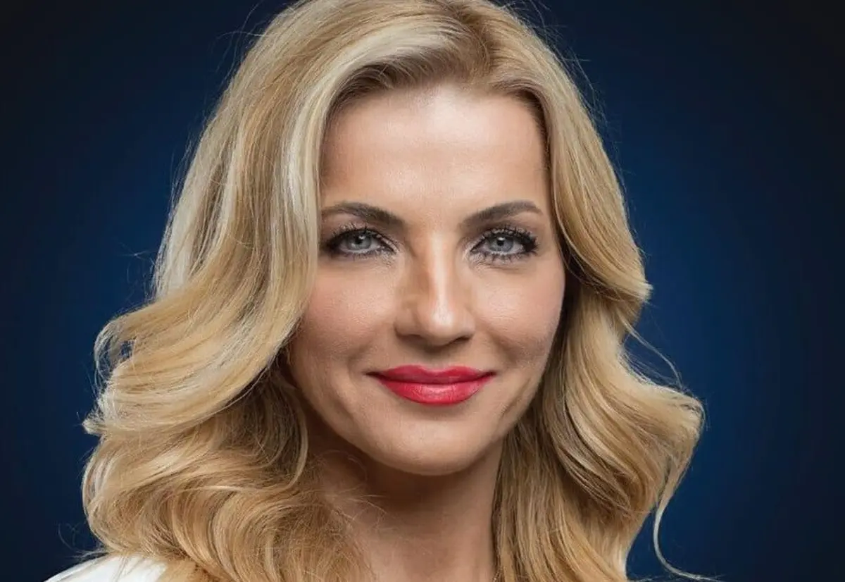 Antiga apresentadora de televisão, com opiniões conspiratórias, homofóbicas e pró-russas, Martina Simkovicova foi nomeada ministra da Cultura em outubro de 2023 pelo primeiro-ministro eslovaco, Robert Fico