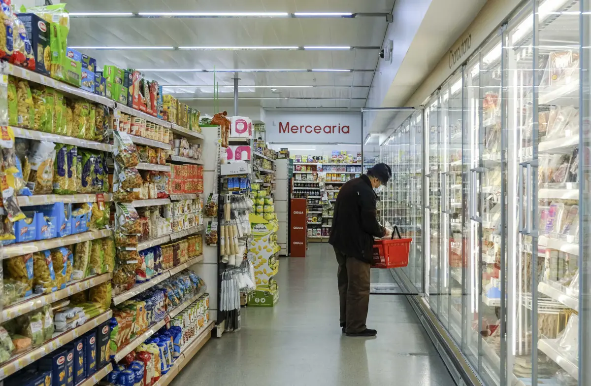 Supermercados pagaram menos de dois milhões de euros de imposto