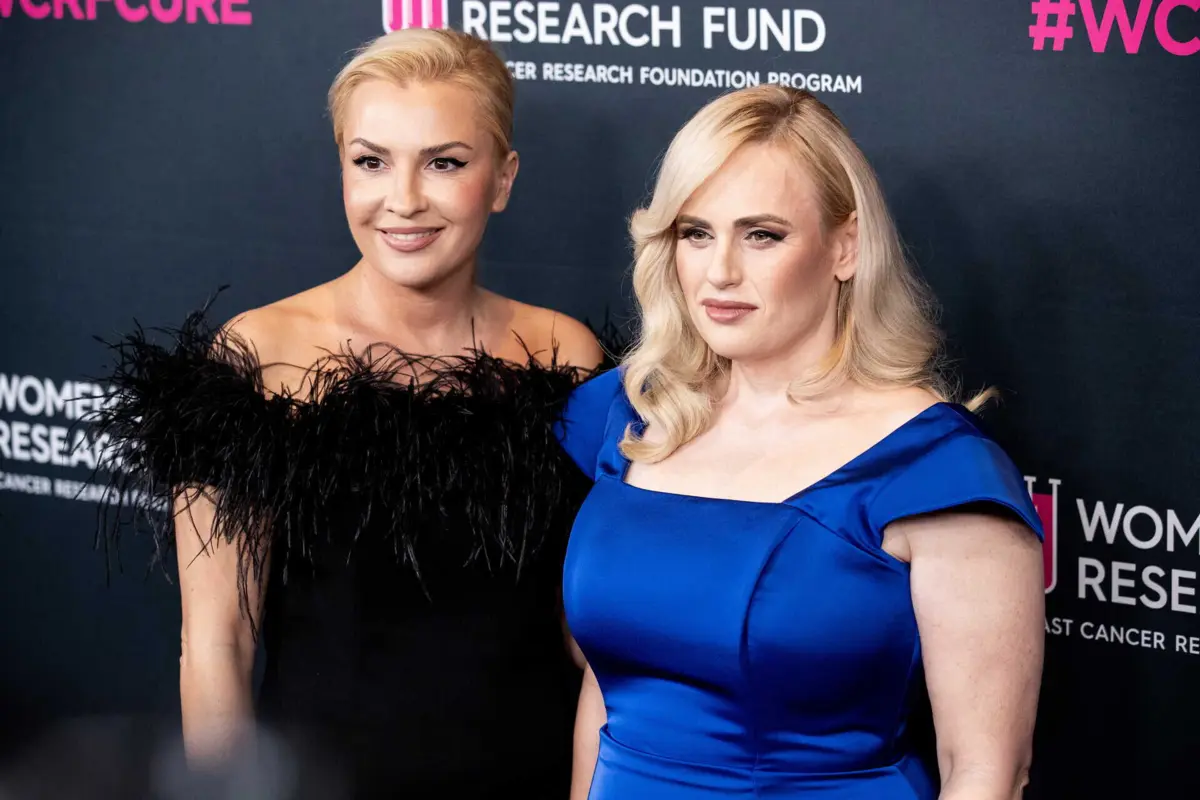 Rebel Wilson e Ramona Agruma são mais de uma menina