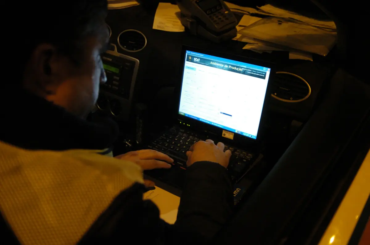 GNR deteve idoso que conduziu cerca de 20 quilómetros em contramão