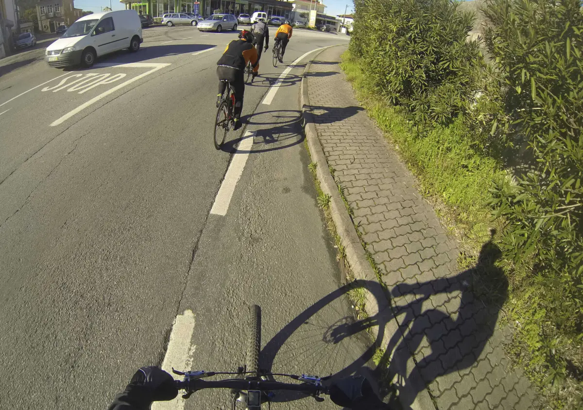 Acidentes com bicicletas nas estradas continuam a aumentar