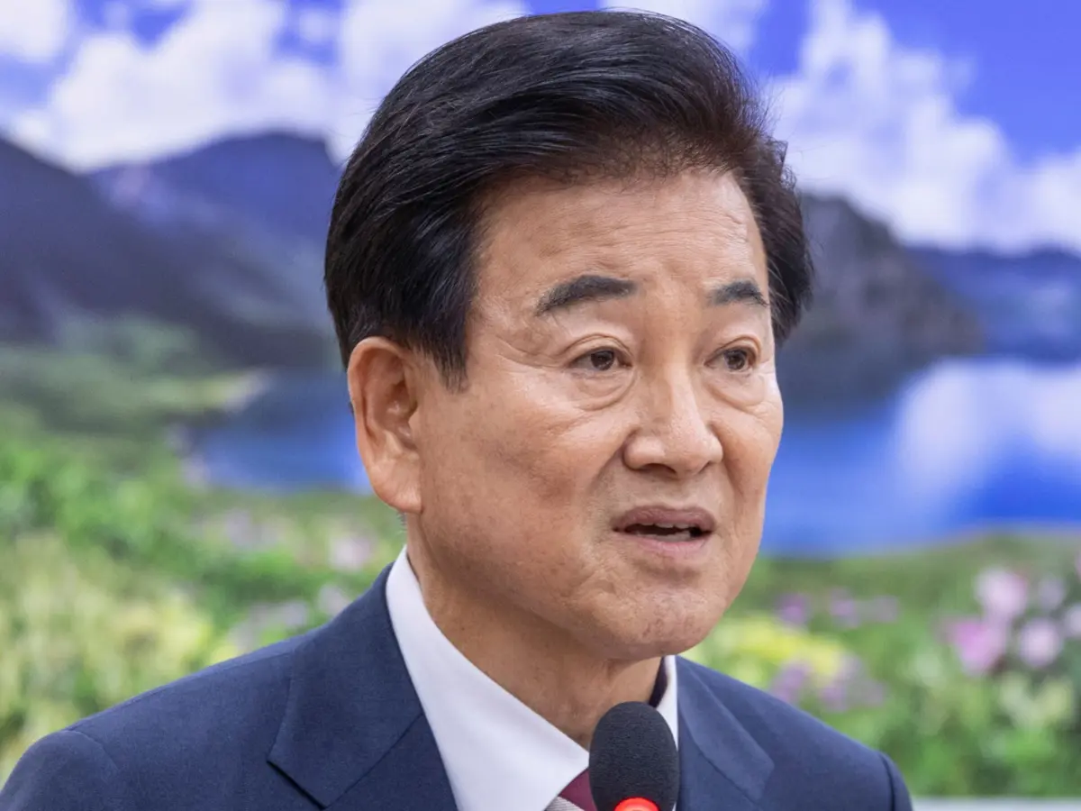 Chung Dong-young, ministro da Unificação da Coreia do Sul