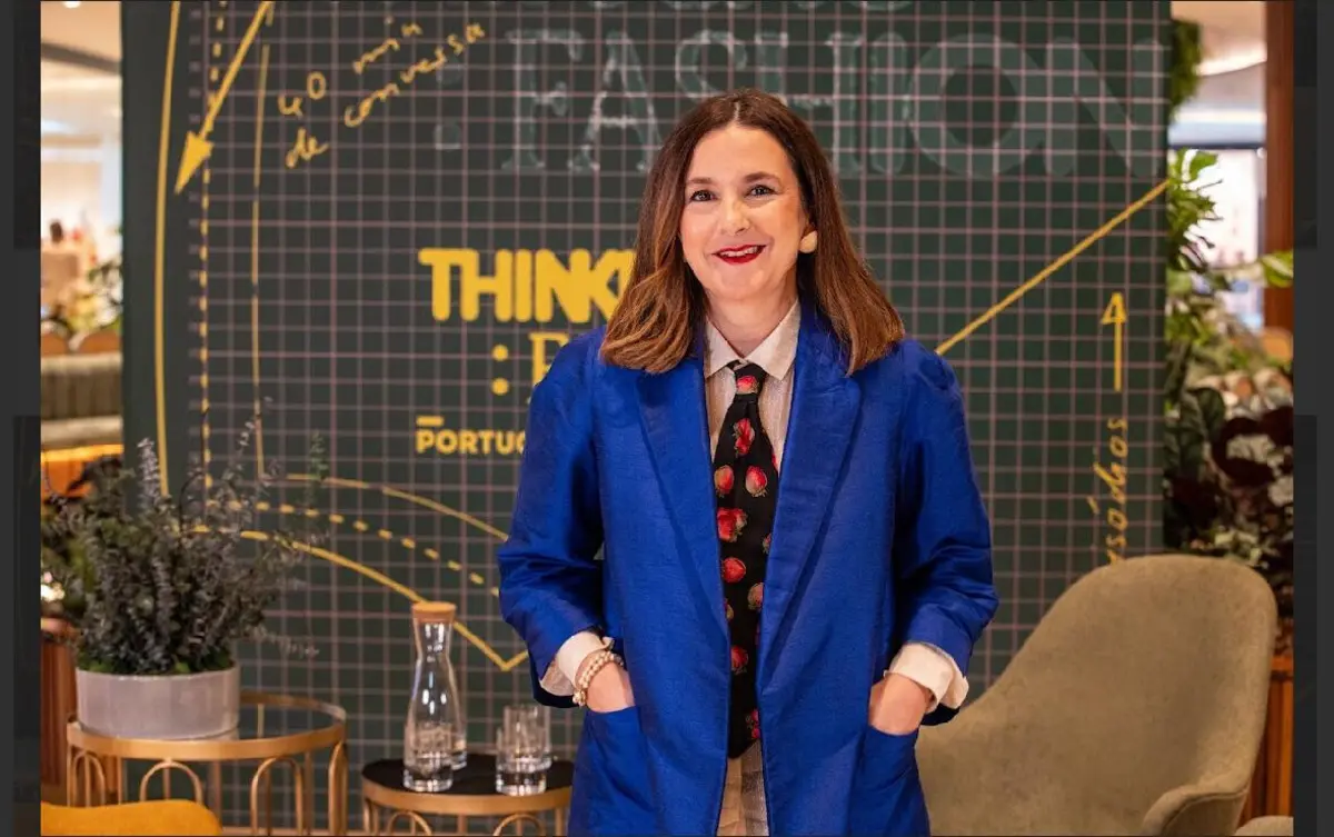 Inês Maria Meneses conduz "Thinking Fashion"