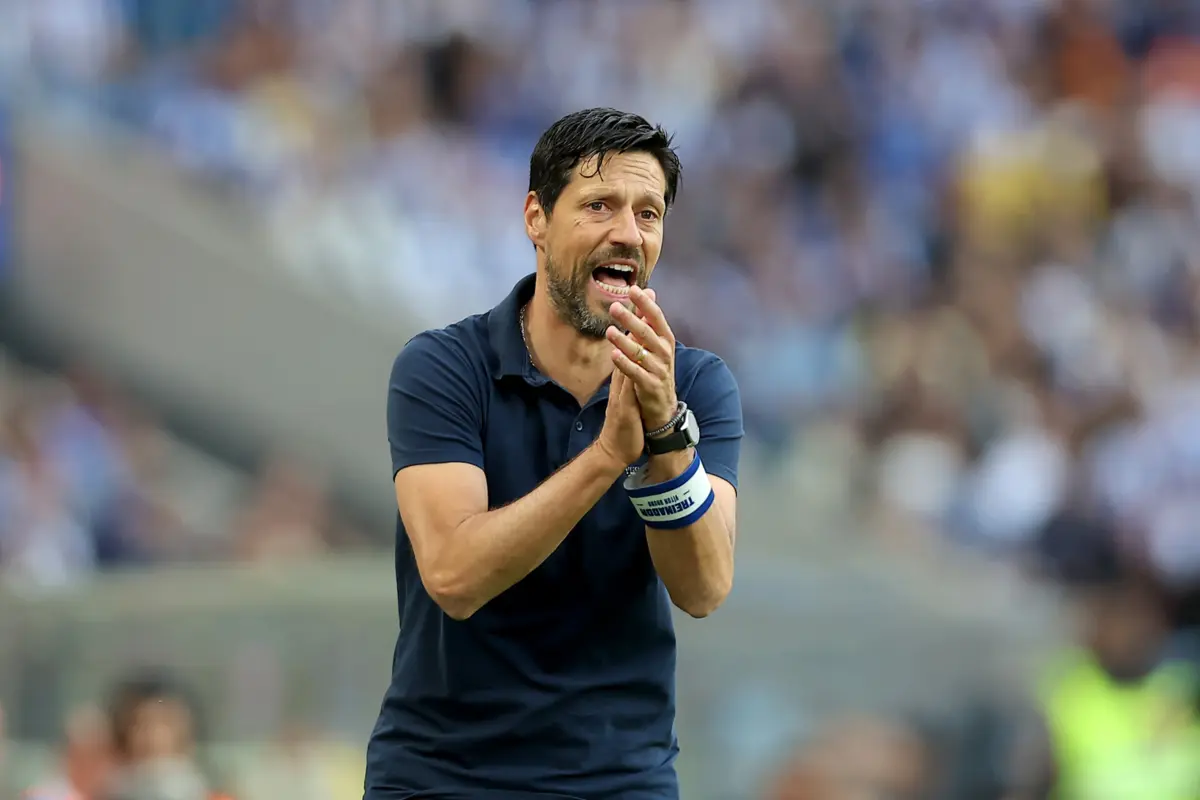 Imagem de contexto do artigo Vítor Bruno: "Contra dez, fomos mais contundentes"