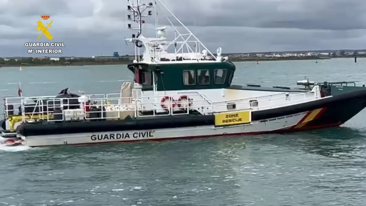 Embarcação de salvamento da Guarda Civil espanhola
