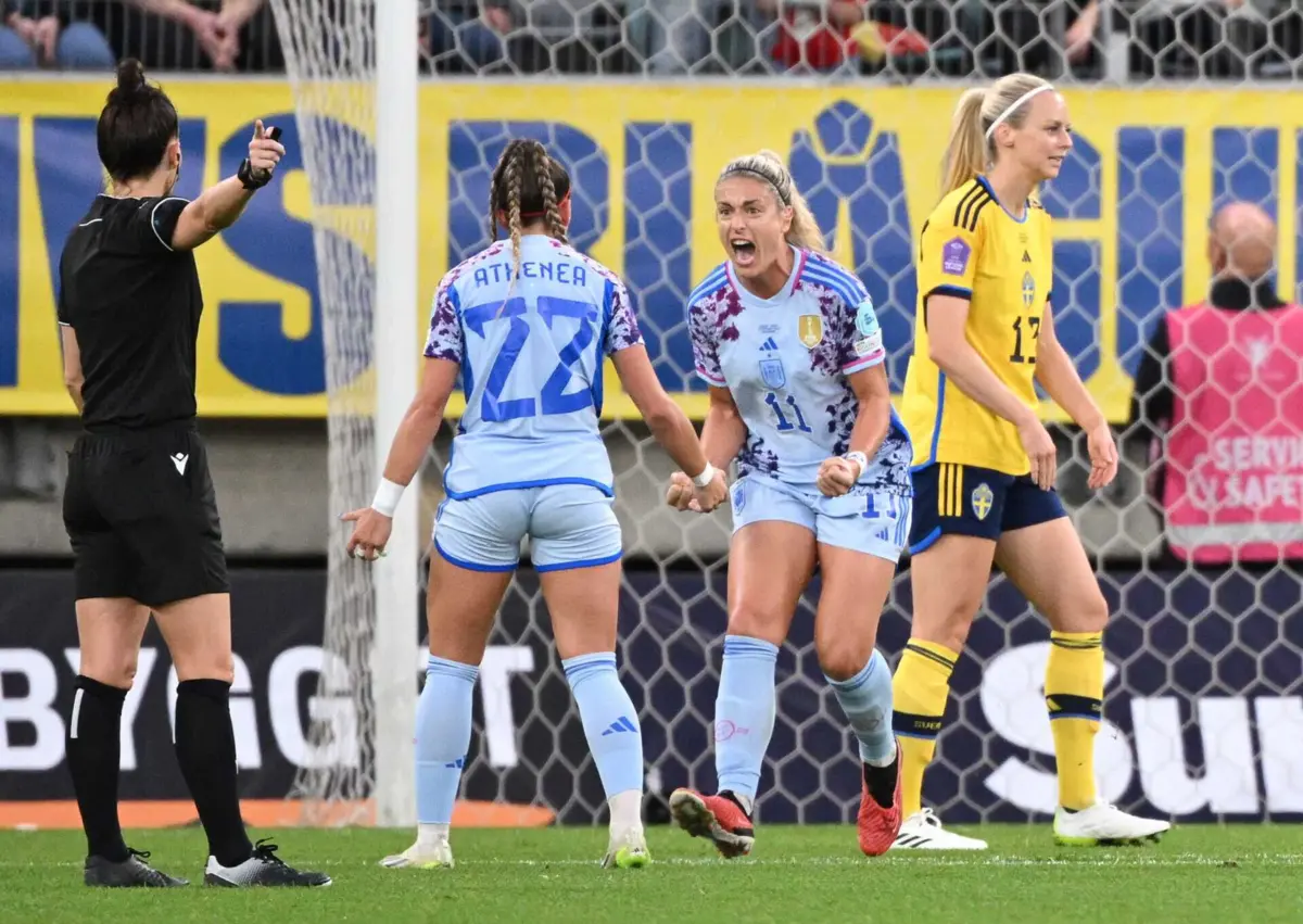 Athenea marcou um dos golos da Espanha em Gotemburgo