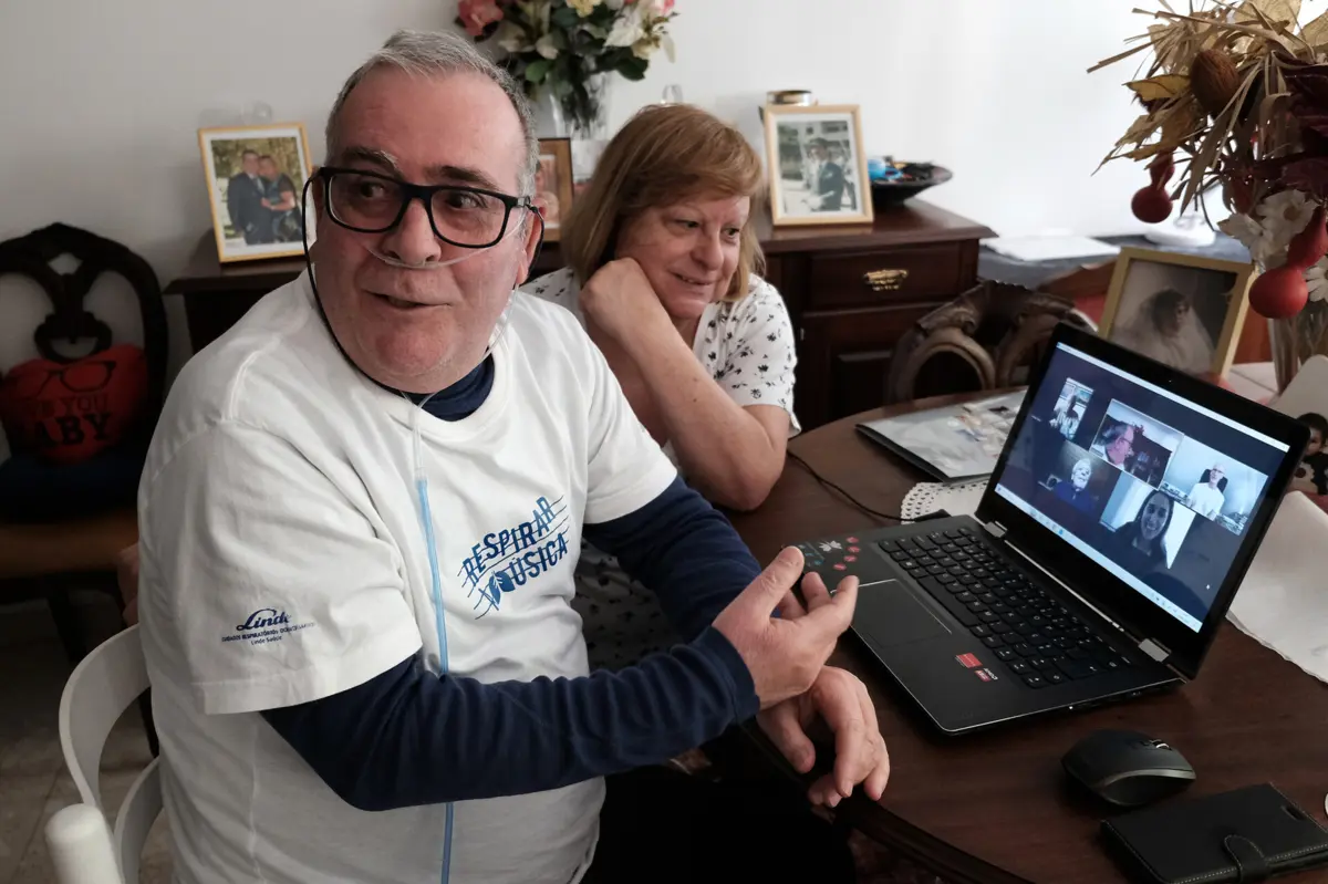 João Martins e a mulher, Maria do Carmo, no ensaio do coro