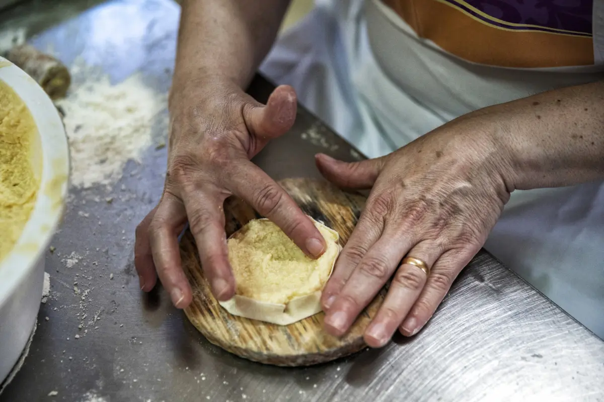 Receituário de doces alegadamente produzido num convento feminino no século XVIII pode ser uma falsificação