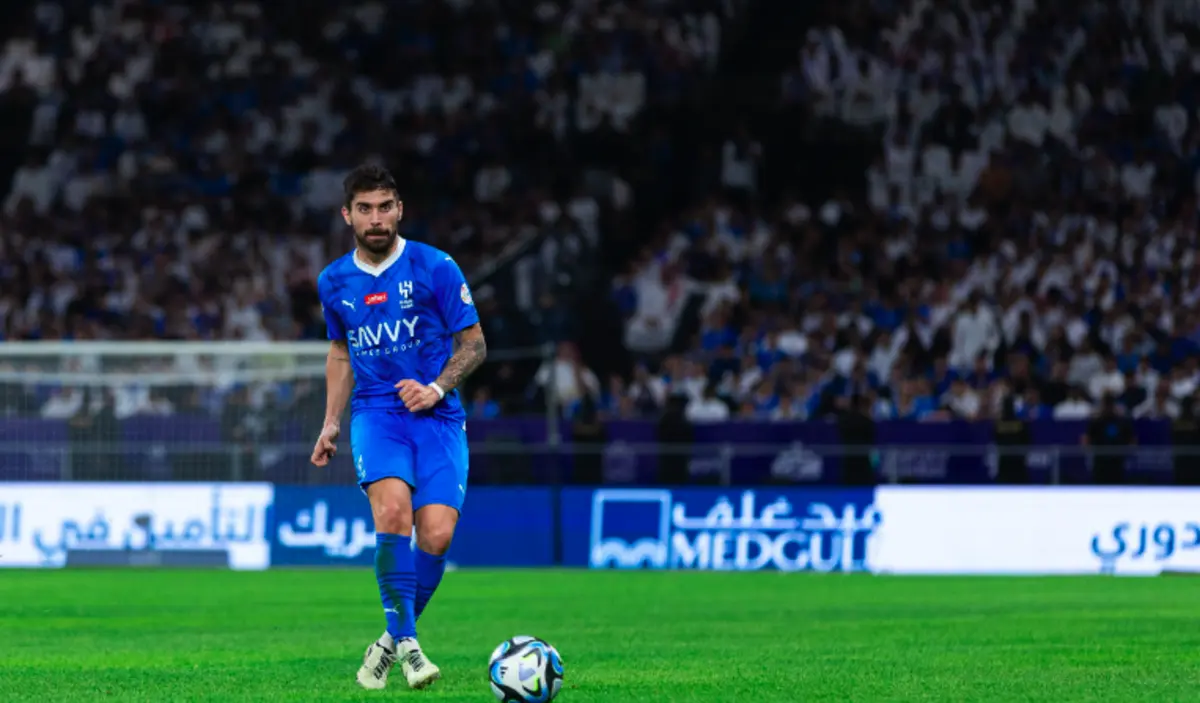 Rúben Neves voltou a ser titular no meio-campo do Al Hilal