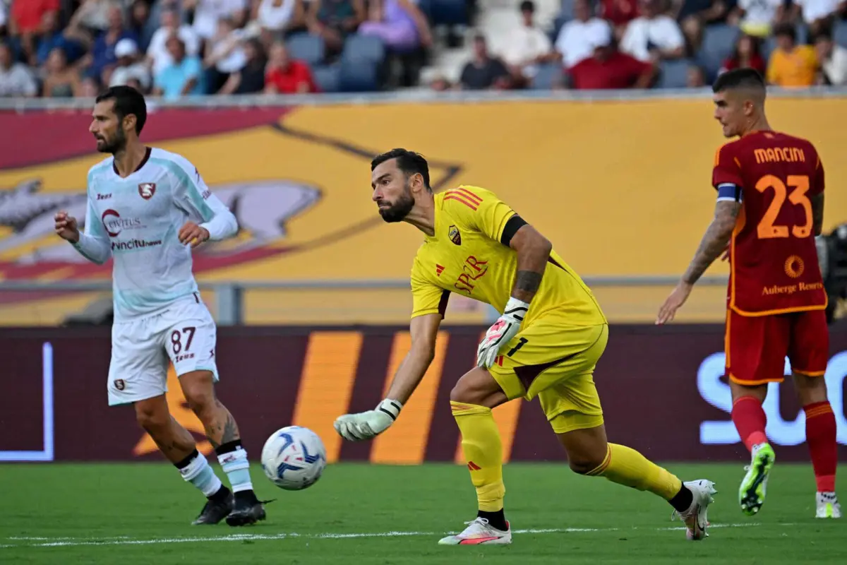 Rui Patrício está na AS Roma desde 2021