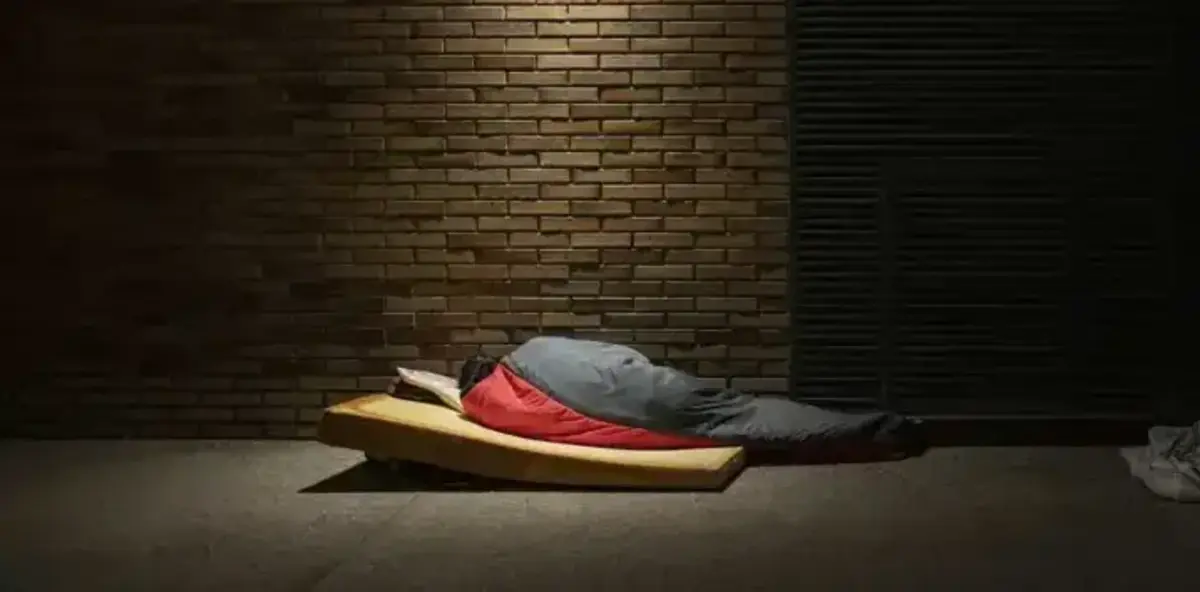 Imagem de contexto do artigo Sem-abrigo preso por furtar malas no aeroporto e carro da Câmara de Lisboa