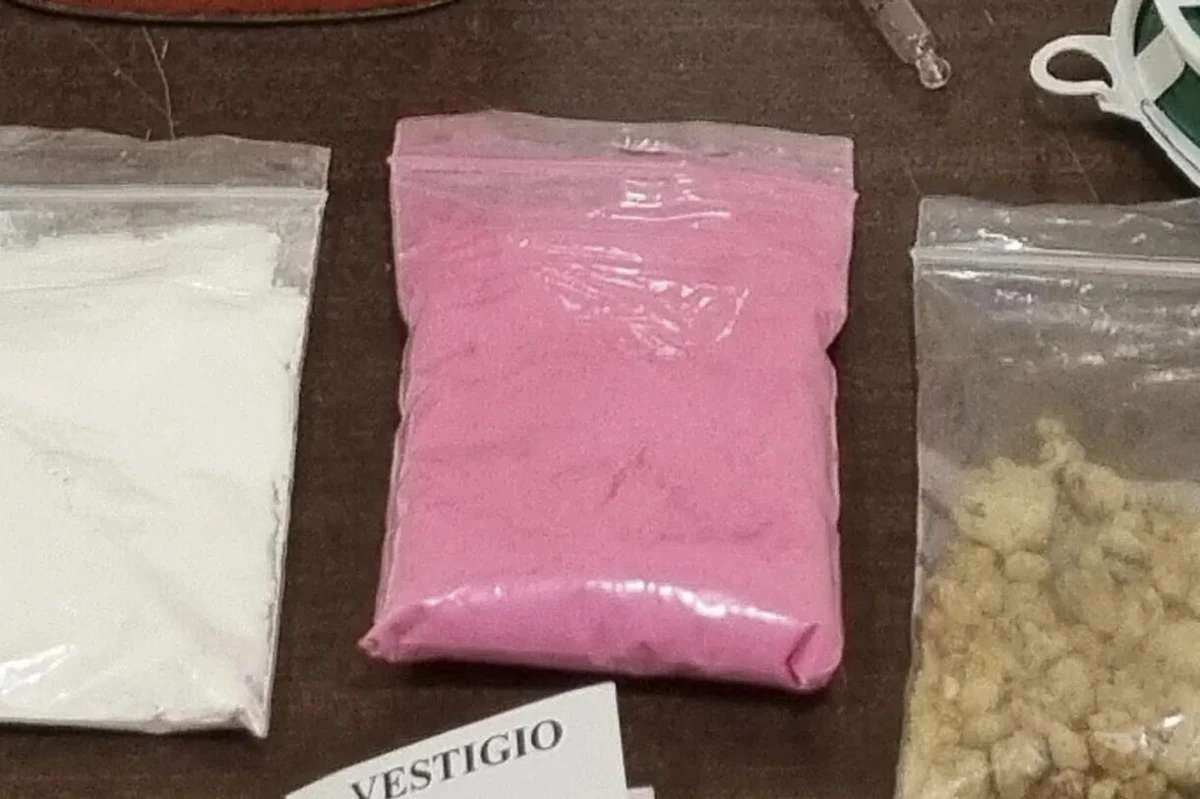 Jovem foi assistido após sofrer paragem cardiorrespiratória, mas o óbito foi declarado no local