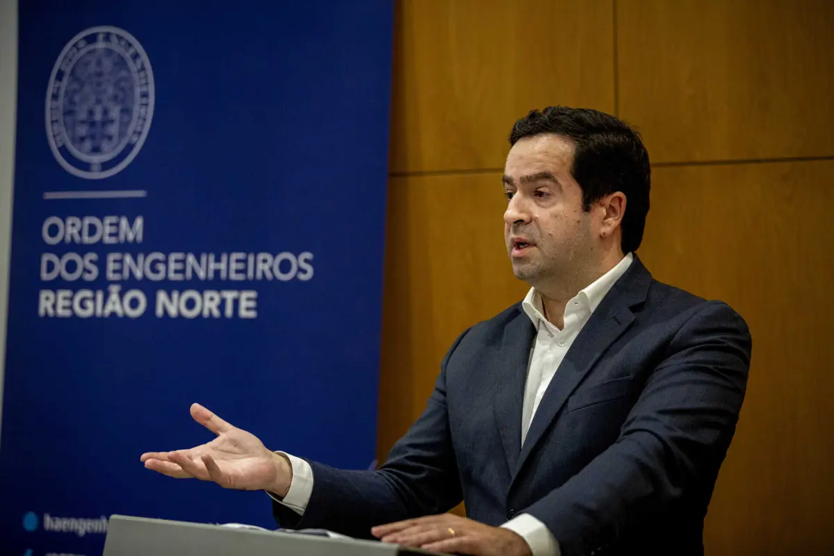 “A transição energética significa eletrificar e é esse caminho que se tem de seguir", defendeu Bento Aires, presidente da Ordem dos Engenheiros Região Norte