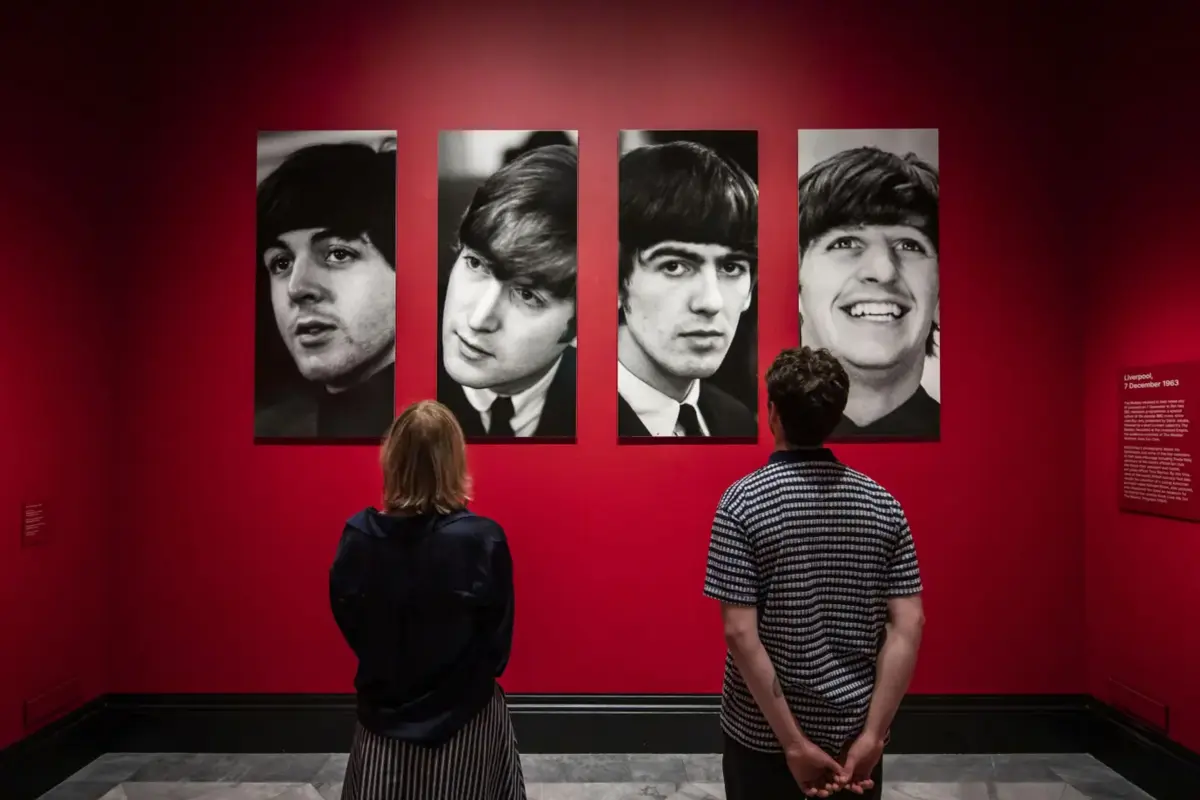 "Paul McCartney Photographs 1963–64: Eyes of the Storm" inaugura hoje em Londres
