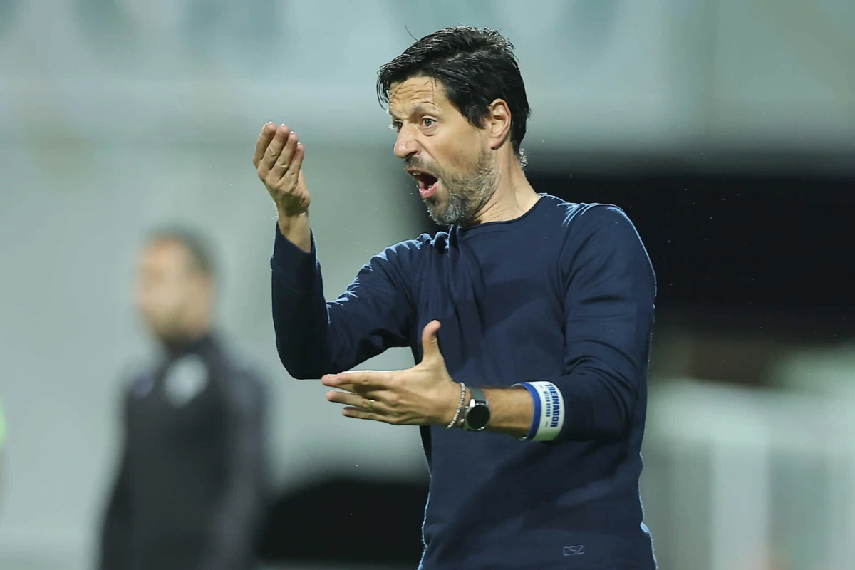 Vítor Bruno, treinador do F. C. Porto