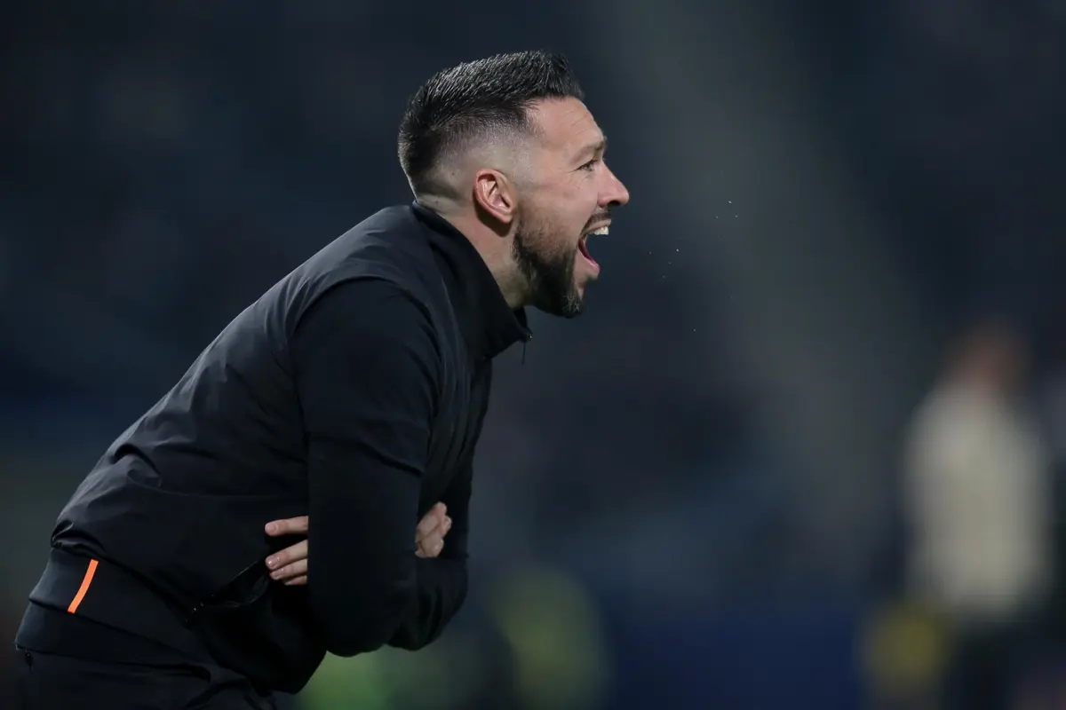 Francesco Farioli volta a apostar nos jogadores mais utilizados