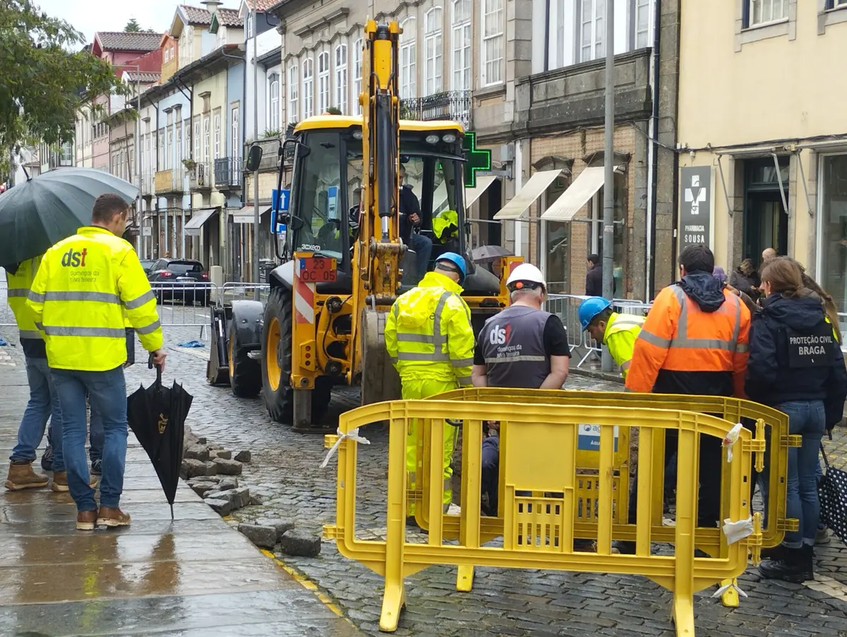 Derrocada ocorreu no interior da empresa de produtos agrícolas Rodrigo da Costa & Gomes