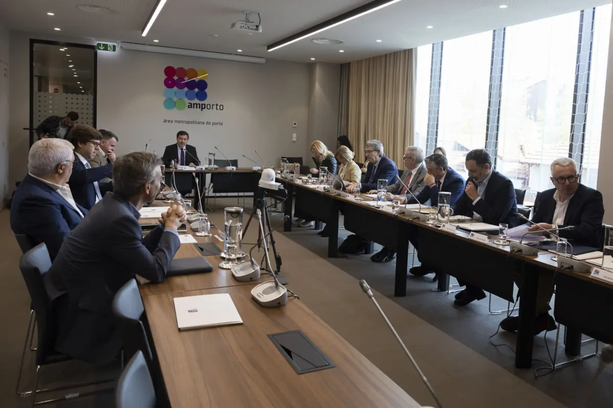 Conselho Metropolitano do Porto quer começar a aplicar sanções à UNIR