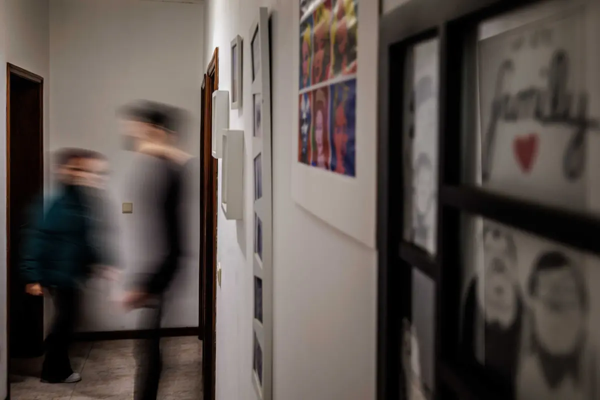 Imagem de contexto do artigo Descobrir o silêncio e aprender a gerir o dia a dia de uma casa para jovens