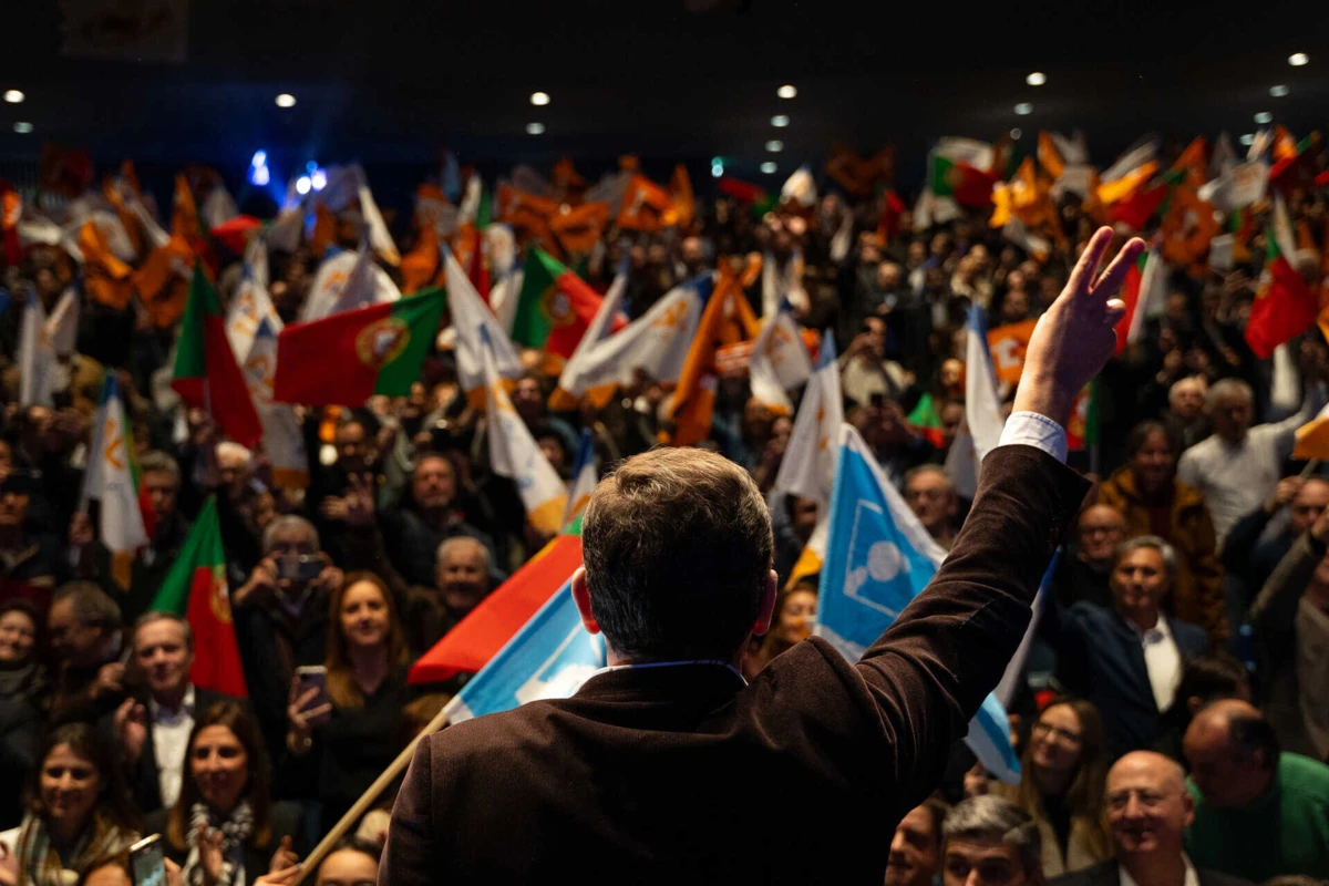 Candidato da AD garante que vai aumentar as pensões