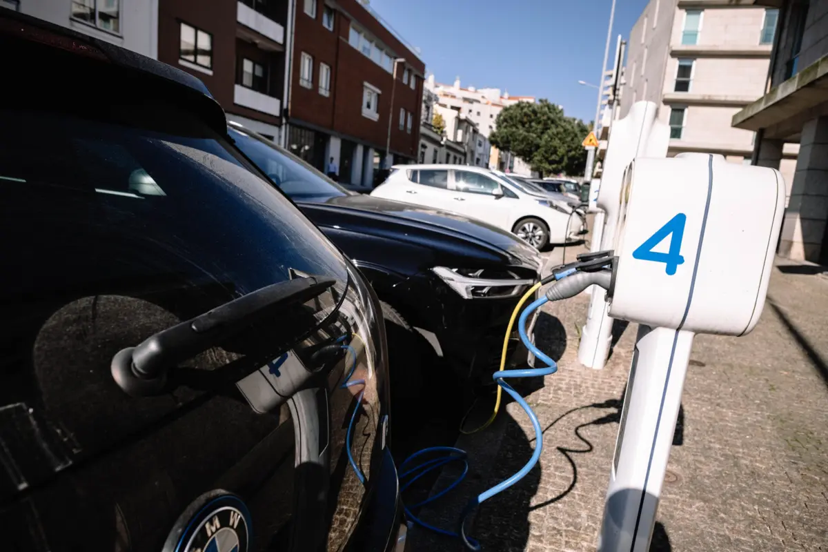 Incentivo para elétricos abrange veículos comprados desde 1 de janeiro