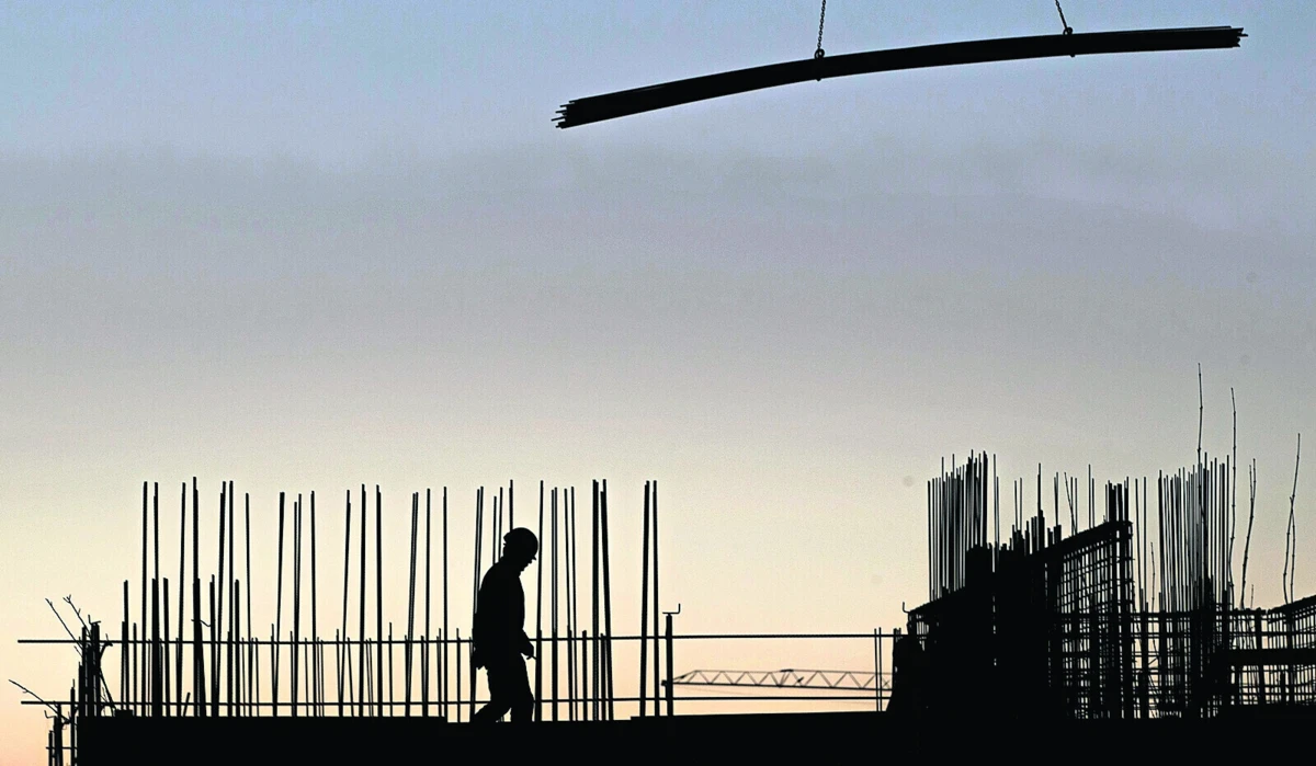 Imigração é essencial para vários setores da economia nacional, incluindo agricultura e construção