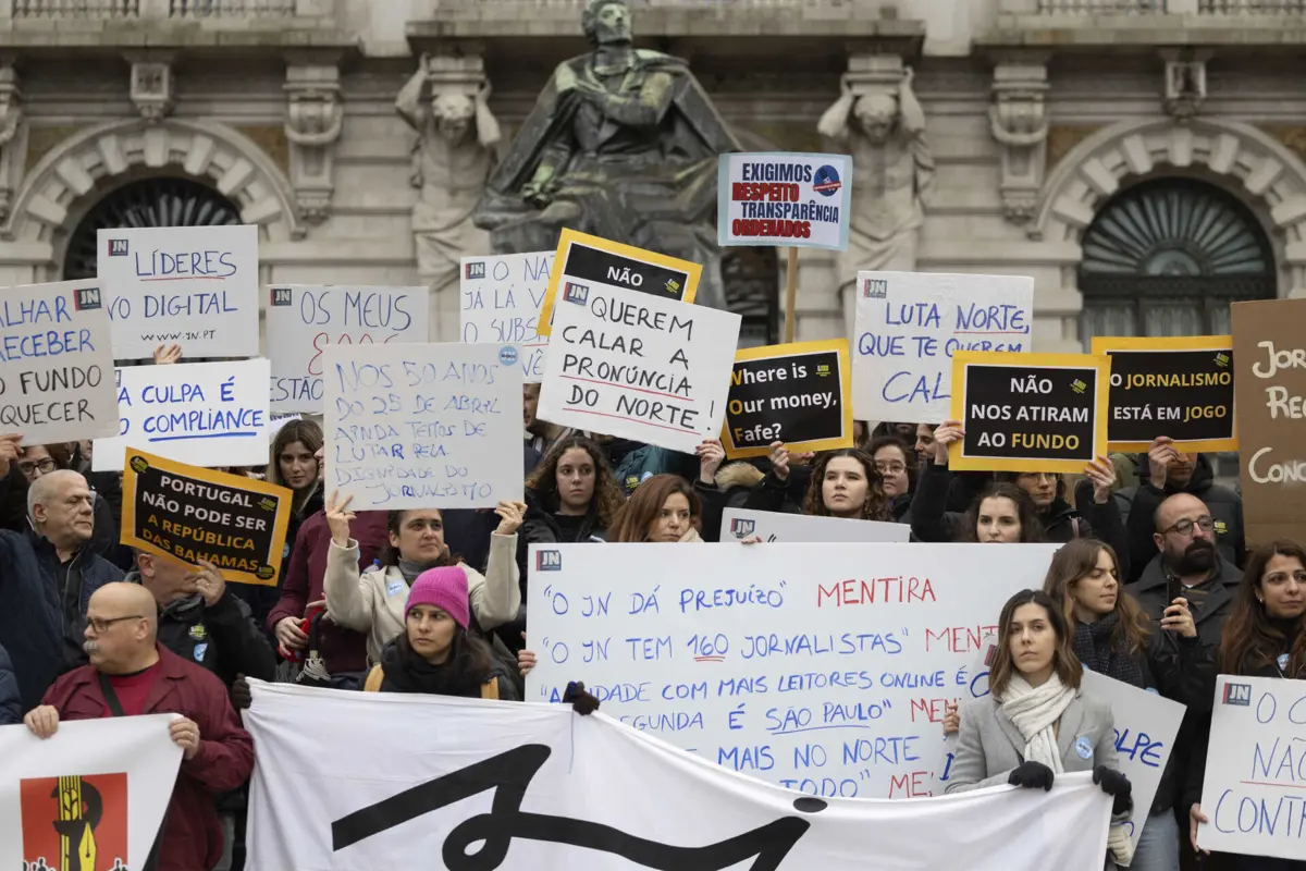 Trabalhadores dos títulos do Global Media Group estiveram em greve no dia 10 de janeiro