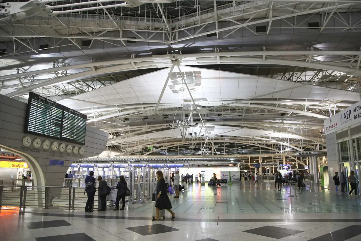 Imagem de contexto do artigo Aeroporto do Porto esteve em alerta devido a problema com avião militar, que acabou por aterrar