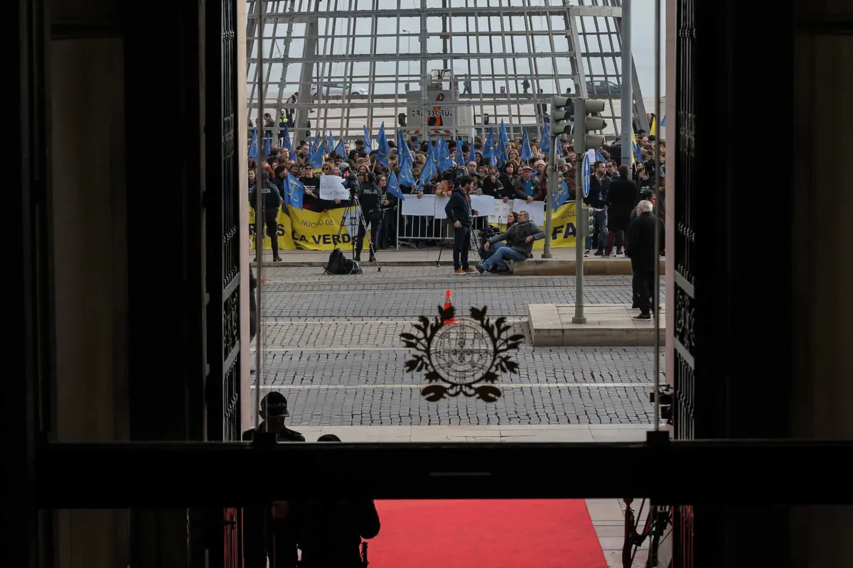 Oficiais de justiça não se sentem recompensados